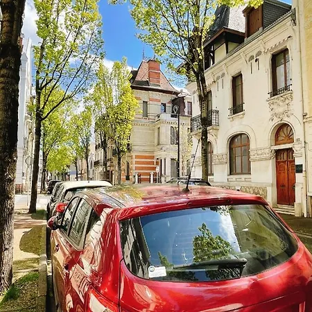 Muguette - Coeur De Vichy- 2eme Etage * Vichy
