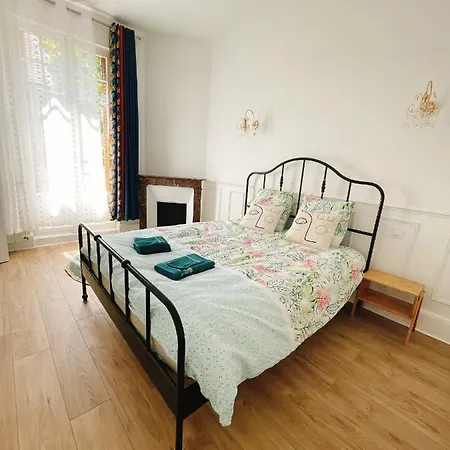 Muguette - Coeur De Vichy- 2eme Etage Apartment *