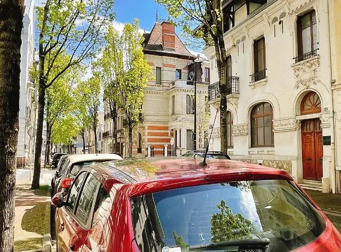 Muguette - Coeur De Vichy- 2eme Etage * וישי